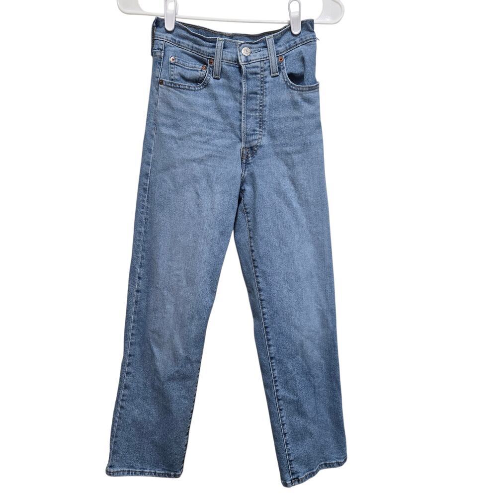 Levi’s Ribcage Straight Ankle Jeans Light Wash Size 24